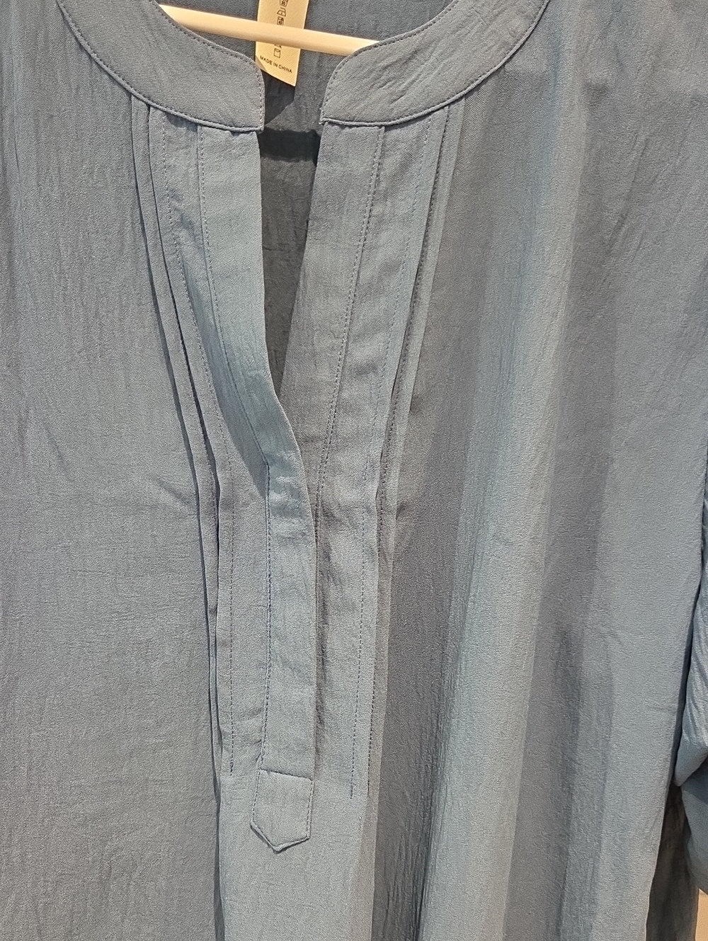 Blouse - Picture 3 of 5
